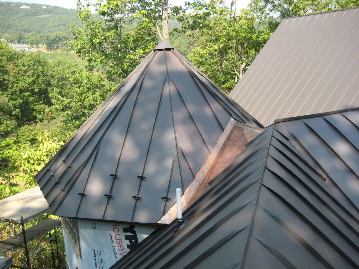 Professional Gutter Cleaning by Craftsman Roofing in Elmhurst